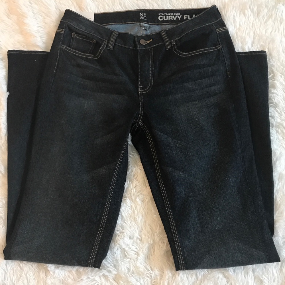 NEW‼️ SALE‼️NY&C curvy flare jeans!!